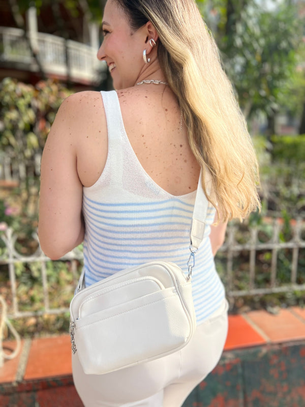 BOLSO BEIGE DE RIATA CON LLAVERO