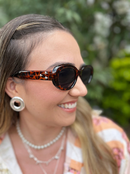 GAFAS EN ANIMAL PRINT CON LENTE OSCURO