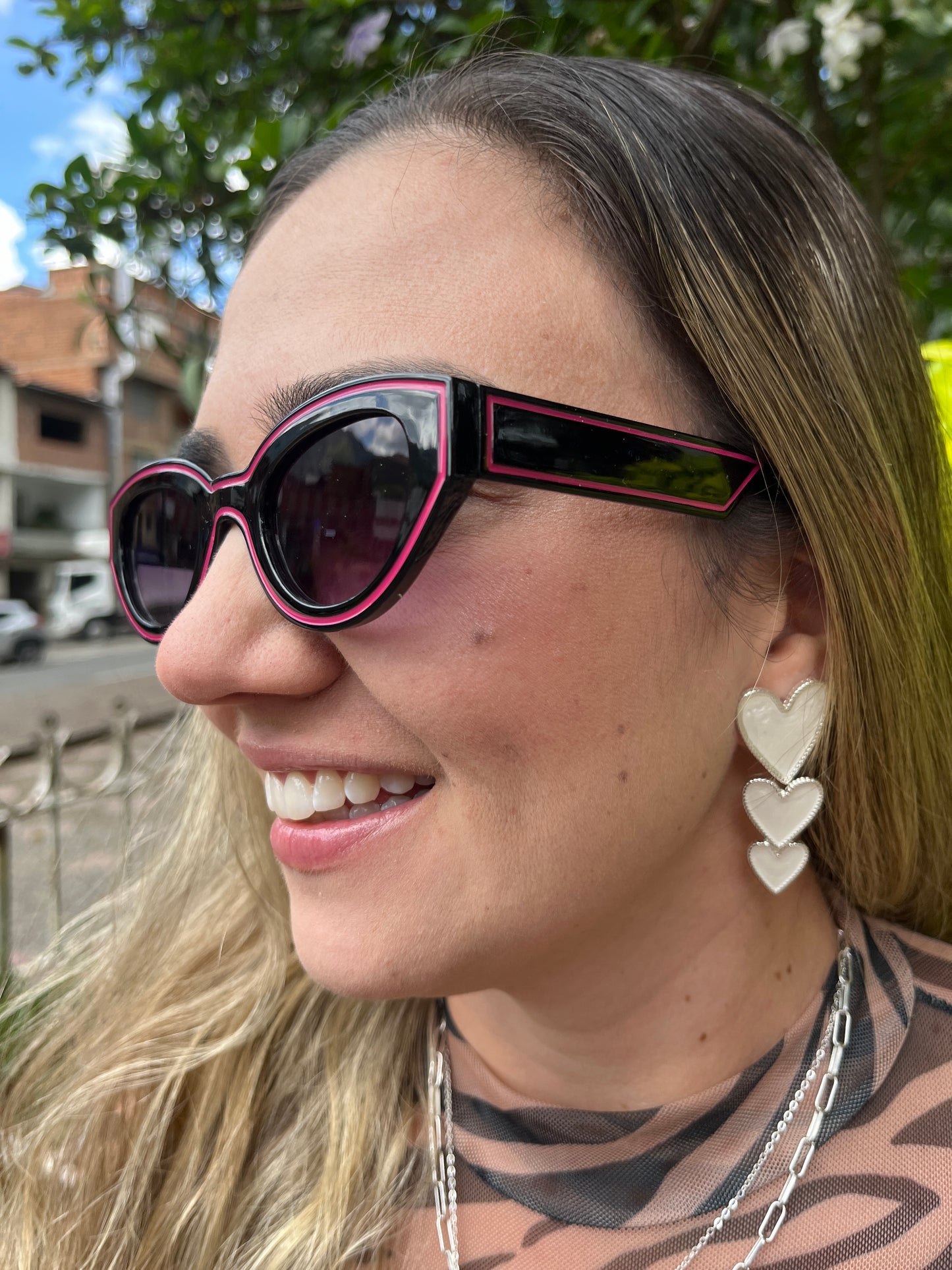 GAFAS LOLA NEGRO CON FUCSIA