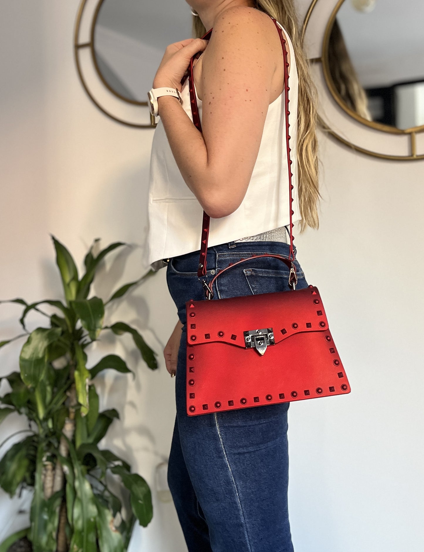 BOLSO TACHES ROJO