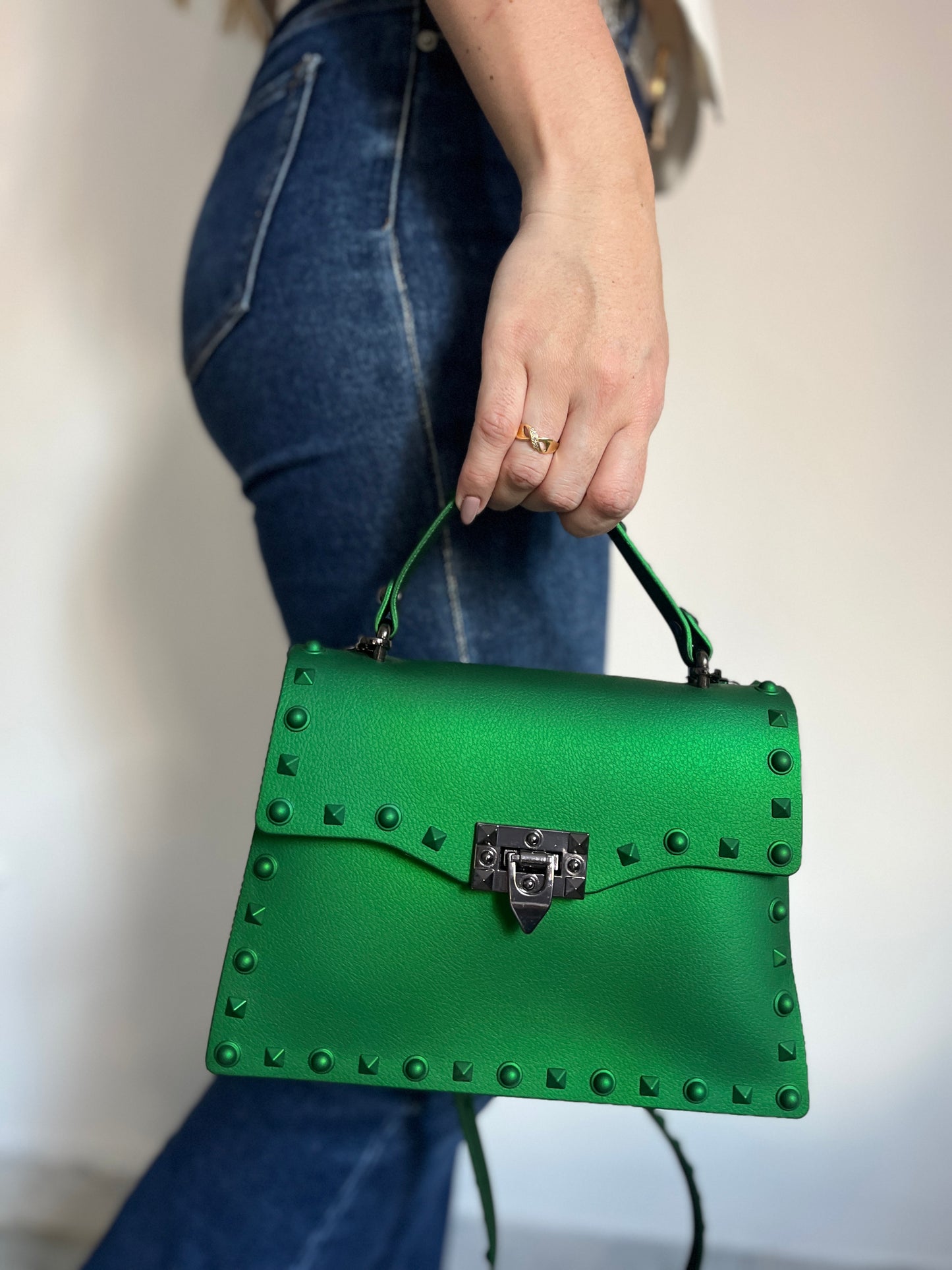 BOLSO TACHES VERDE