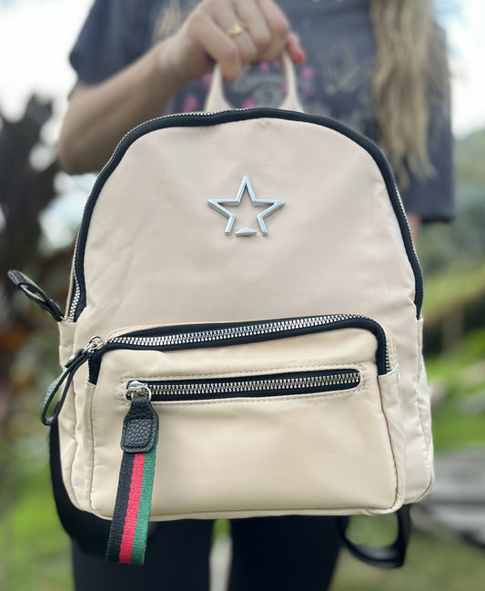 MORRAL BEIGE IMPERMEABLE CON APLIQUE DE ESTRELLA