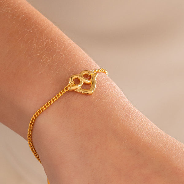 Pulsera Cadena Corazón Lazo + Aretes